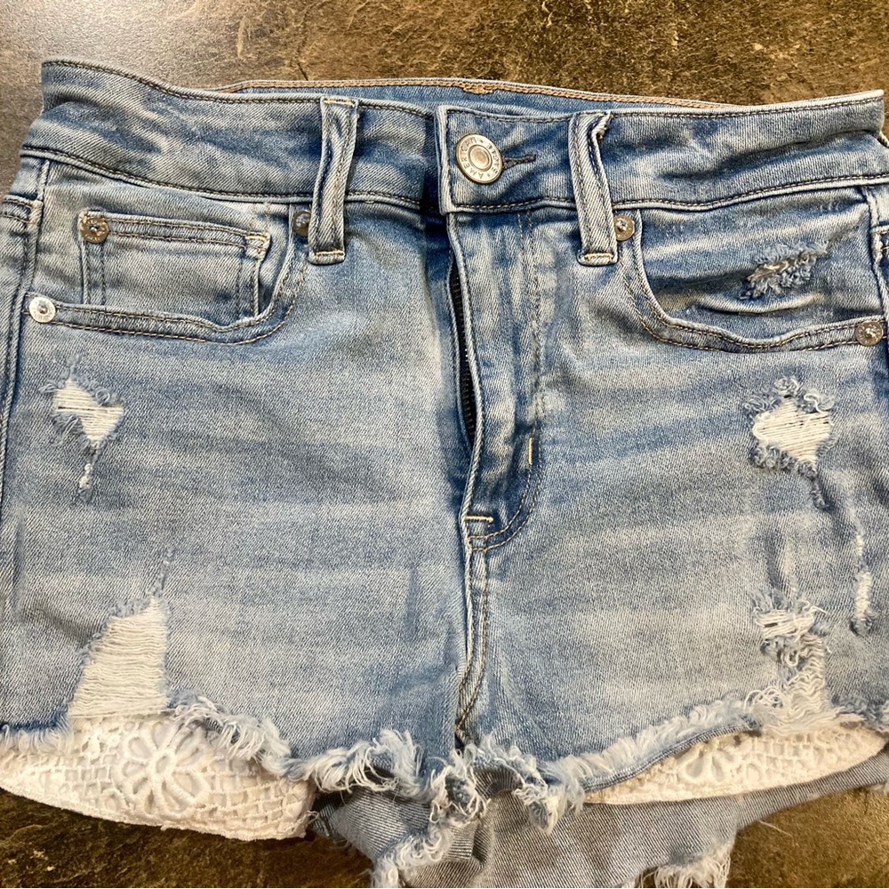 American Eagle Distressed Cut-off Lace Pocket Midi Short, Size 2